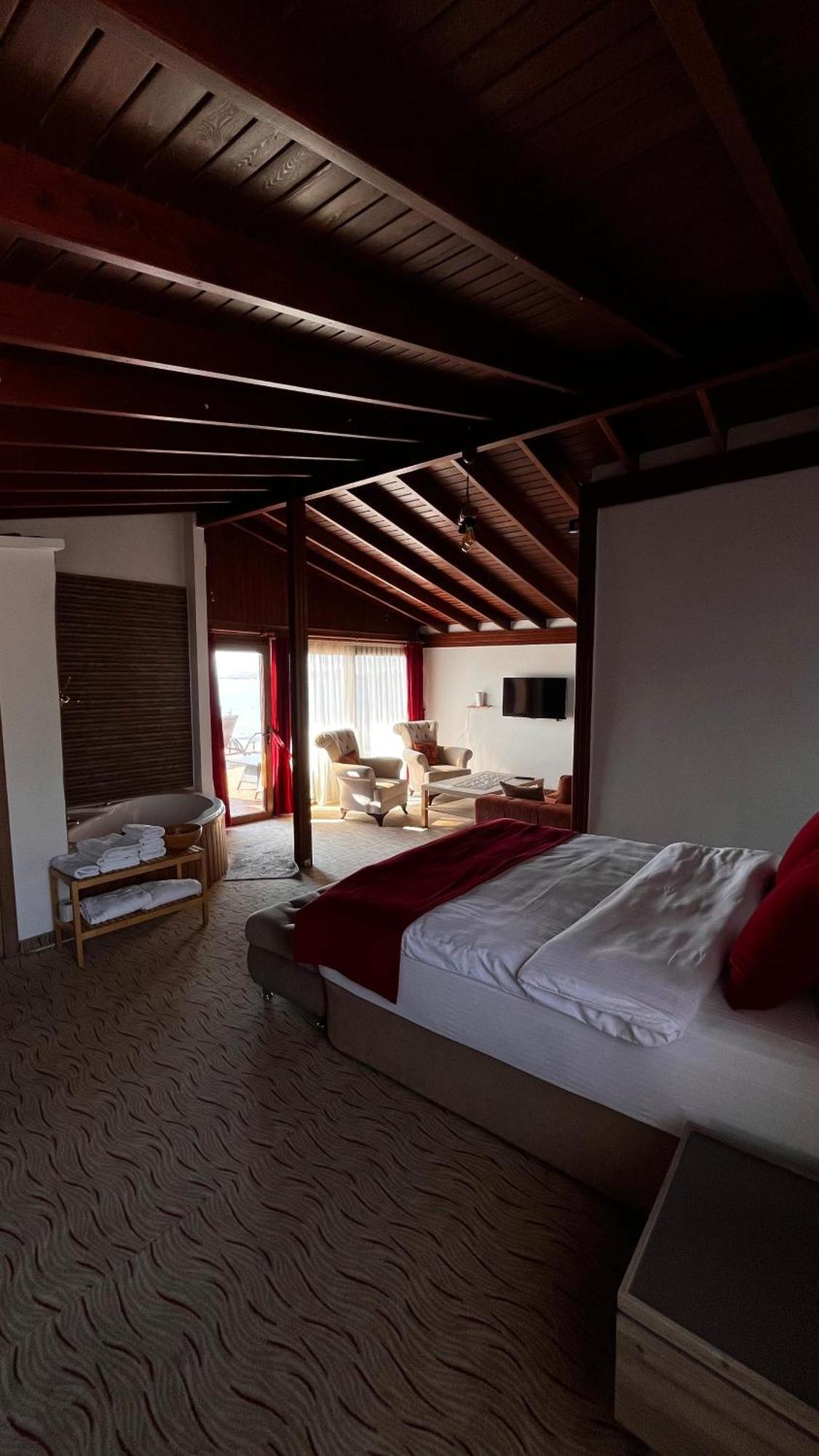 Foca Antik Otel Экстерьер фото