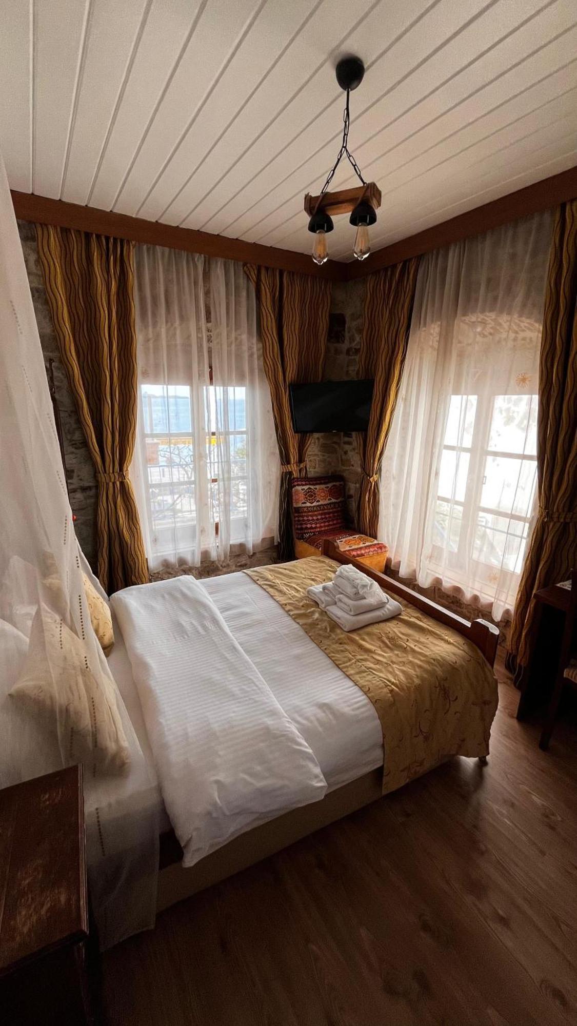 Foca Antik Otel Экстерьер фото