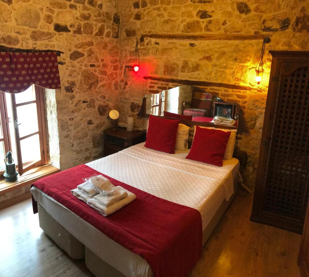 Foca Antik Otel Экстерьер фото