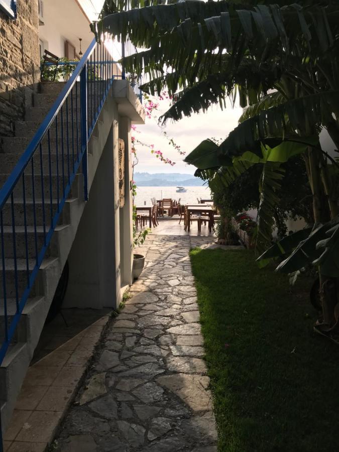 Foca Antik Otel Экстерьер фото